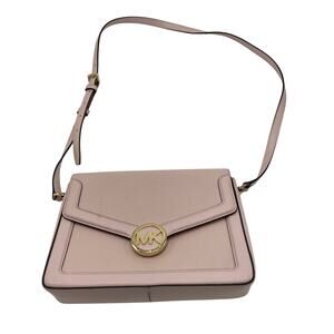 Light Pink Michael Kors Crossbody Bag with Gold
MK Logo & Adjustable Strap